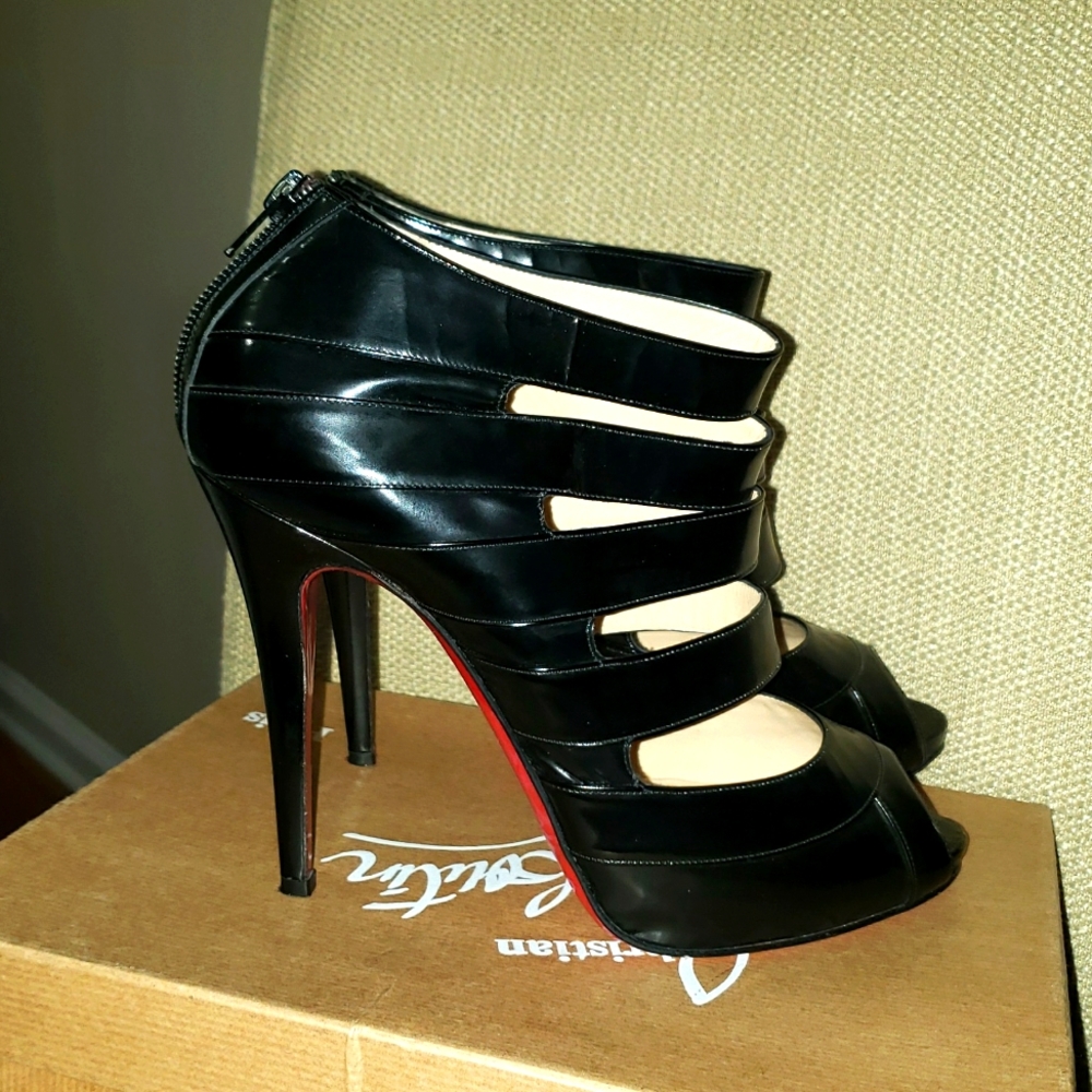 Christian Louboutin Black Patent Leather Heels Size 42
